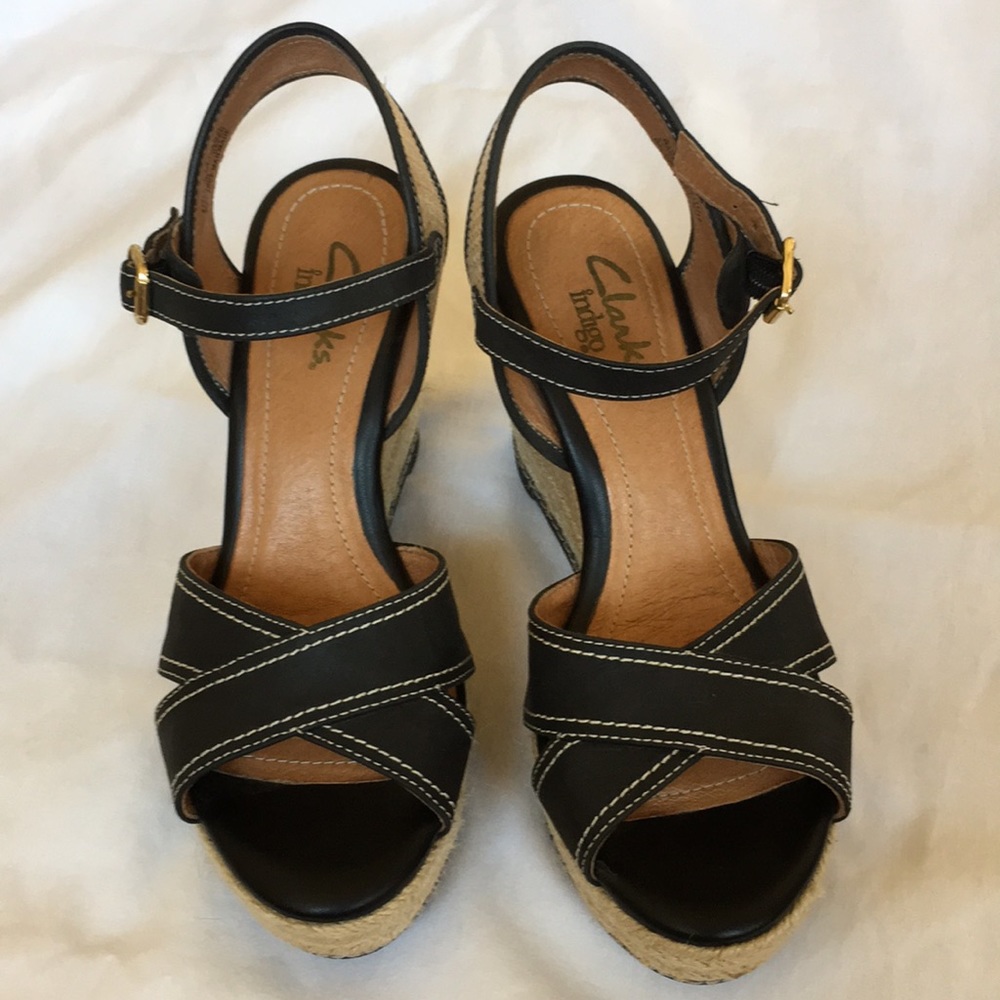 Clarks platform wedge sandals 6M